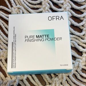 OFRA Pure Matte Finishing Powder Compact